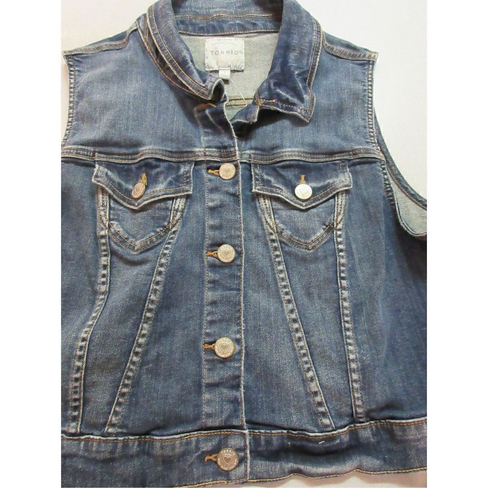 Torrid denim vest button front size 1 - Picture 4 of 5